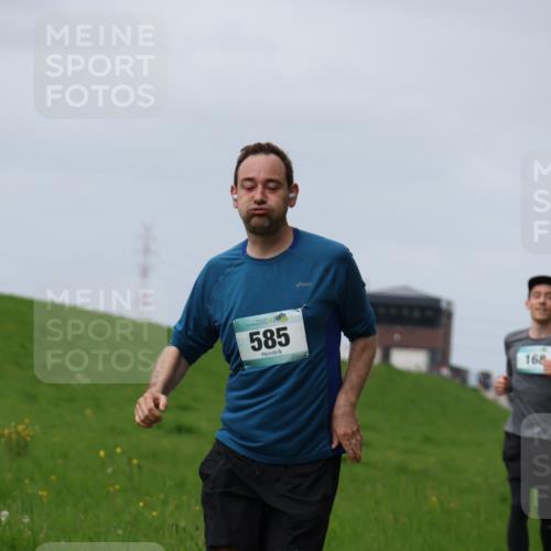 04.05.2025 - 8. Wedeler Halbmarathon Yannick Fuchs http://msf.ph/oto/7832245 04.05.2025 11:41:13 Laufen 585, 168 meine-sportfotos.de