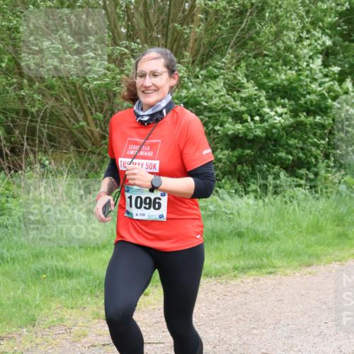 04.05.2025 - 8. Wedeler Halbmarathon Lena Gebhardt http://msf.ph/oto/7832273 04.05.2025 11:19:44 Laufen 50, 1096, 159 meine-sportfotos.de