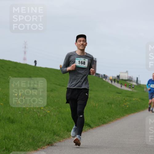 04.05.2025 - 8. Wedeler Halbmarathon Yannick Fuchs http://msf.ph/oto/7832285 04.05.2025 11:41:16 Laufen 168 meine-sportfotos.de