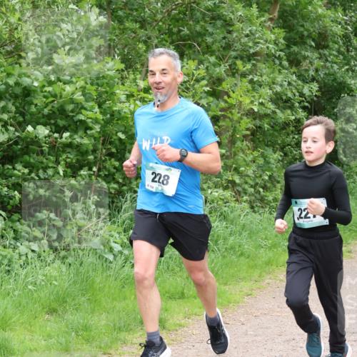 04.05.2025 - 8. Wedeler Halbmarathon Lena Gebhardt http://msf.ph/oto/7832308 04.05.2025 11:19:49 Laufen 228, 154, 22 meine-sportfotos.de