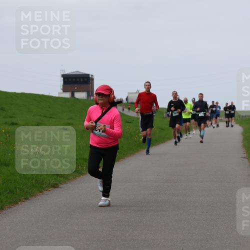 04.05.2025 - 8. Wedeler Halbmarathon Yannick Fuchs http://msf.ph/oto/7832321 04.05.2025 11:21:06 Laufen  meine-sportfotos.de