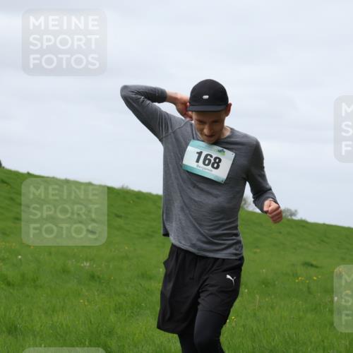 04.05.2025 - 8. Wedeler Halbmarathon Yannick Fuchs http://msf.ph/oto/7832332 04.05.2025 11:41:19 Laufen 168 meine-sportfotos.de