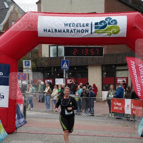 04.05.2025 - 8. Wedeler Halbmarathon Felixshl http://msf.ph/oto/7832334 04.05.2025 12:13:55 Ziel 430 meine-sportfotos.de