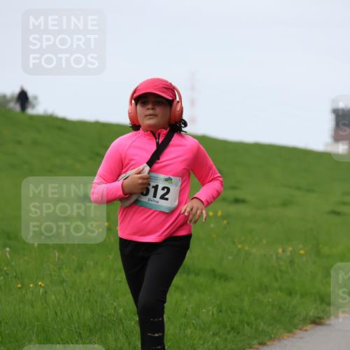 04.05.2025 - 8. Wedeler Halbmarathon Yannick Fuchs http://msf.ph/oto/7832355 04.05.2025 11:21:08 Laufen 512 meine-sportfotos.de