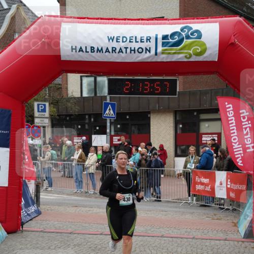 04.05.2025 - 8. Wedeler Halbmarathon Felixshl http://msf.ph/oto/7832356 04.05.2025 12:13:55 Ziel 430 meine-sportfotos.de