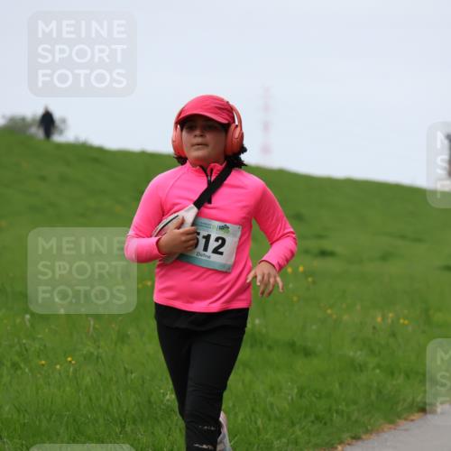 04.05.2025 - 8. Wedeler Halbmarathon Yannick Fuchs http://msf.ph/oto/7832358 04.05.2025 11:21:08 Laufen 12, 414 meine-sportfotos.de