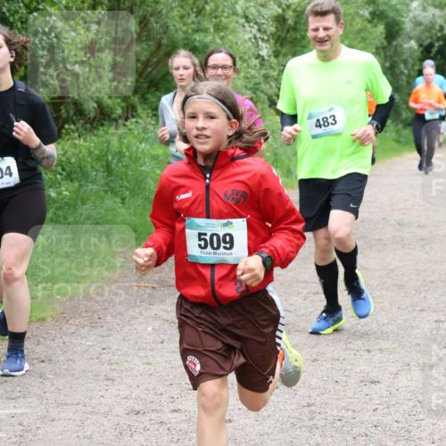 04.05.2025 - 8. Wedeler Halbmarathon Lena Gebhardt http://msf.ph/oto/7832379 04.05.2025 11:19:57 Laufen 04, 147, 509, 483 meine-sportfotos.de