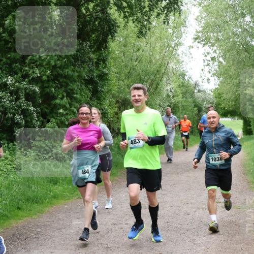 04.05.2025 - 8. Wedeler Halbmarathon Lena Gebhardt http://msf.ph/oto/7832398 04.05.2025 11:19:58 Laufen 484, 483, 704, 1038 meine-sportfotos.de
