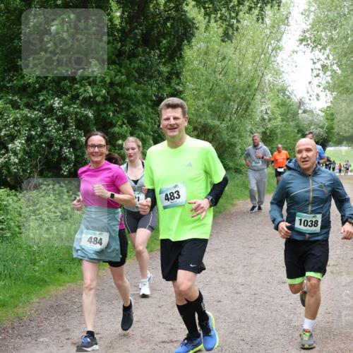 04.05.2025 - 8. Wedeler Halbmarathon Lena Gebhardt http://msf.ph/oto/7832401 04.05.2025 11:19:58 Laufen 484, 483, 1038 meine-sportfotos.de