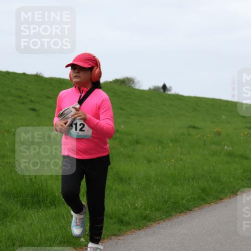 04.05.2025 - 8. Wedeler Halbmarathon Yannick Fuchs http://msf.ph/oto/7832408 04.05.2025 11:21:09 Laufen 12 meine-sportfotos.de