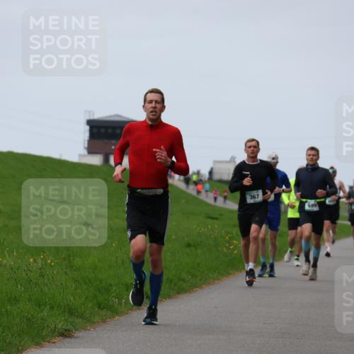 04.05.2025 - 8. Wedeler Halbmarathon Yannick Fuchs http://msf.ph/oto/7832425 04.05.2025 11:21:11 Laufen 367, 699 meine-sportfotos.de