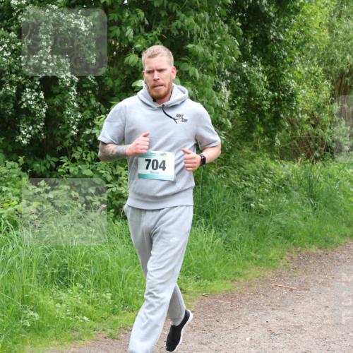 04.05.2025 - 8. Wedeler Halbmarathon Lena Gebhardt http://msf.ph/oto/7832437 04.05.2025 11:20:01 Laufen 704 meine-sportfotos.de