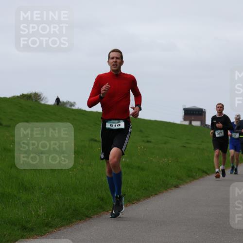 04.05.2025 - 8. Wedeler Halbmarathon Yannick Fuchs http://msf.ph/oto/7832490 04.05.2025 11:21:14 Laufen 610, 367, 699 meine-sportfotos.de