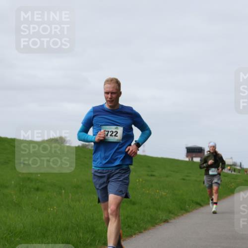 04.05.2025 - 8. Wedeler Halbmarathon Yannick Fuchs http://msf.ph/oto/7832498 04.05.2025 11:41:30 Laufen 722, 1013 meine-sportfotos.de