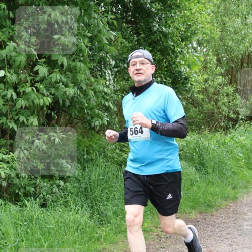 04.05.2025 - 8. Wedeler Halbmarathon Lena Gebhardt http://msf.ph/oto/7832505 04.05.2025 11:20:04 Laufen 564 meine-sportfotos.de
