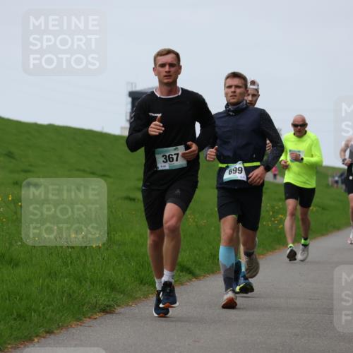 04.05.2025 - 8. Wedeler Halbmarathon Yannick Fuchs http://msf.ph/oto/7832525 04.05.2025 11:21:16 Laufen 367, 889, 699, 23, 863 meine-sportfotos.de