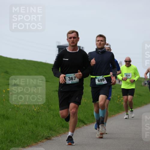 04.05.2025 - 8. Wedeler Halbmarathon Yannick Fuchs http://msf.ph/oto/7832536 04.05.2025 11:21:16 Laufen 367, 89, 699, 23, 820 meine-sportfotos.de