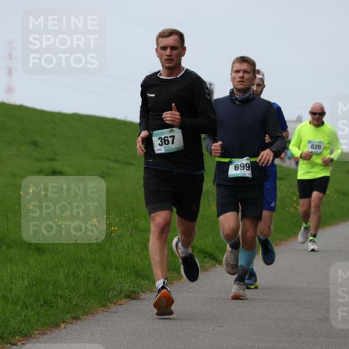 04.05.2025 - 8. Wedeler Halbmarathon Yannick Fuchs http://msf.ph/oto/7832547 04.05.2025 11:21:16 Laufen 367, 889, 699, 820, 863 meine-sportfotos.de