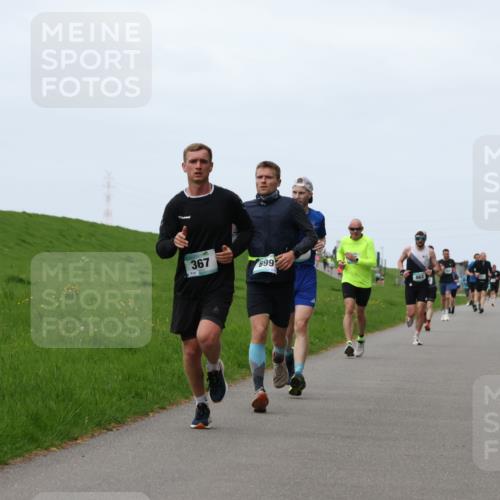 04.05.2025 - 8. Wedeler Halbmarathon Yannick Fuchs http://msf.ph/oto/7832576 04.05.2025 11:21:17 Laufen 367, 699 meine-sportfotos.de