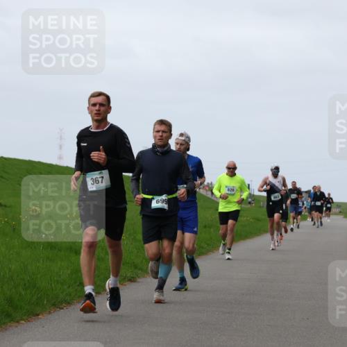 04.05.2025 - 8. Wedeler Halbmarathon Yannick Fuchs http://msf.ph/oto/7832598 04.05.2025 11:21:17 Laufen 367, 699, 820, 863 meine-sportfotos.de