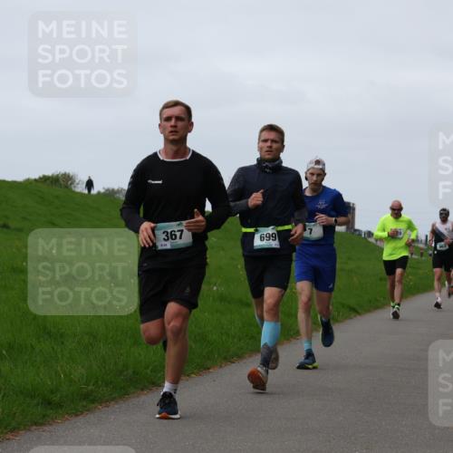 04.05.2025 - 8. Wedeler Halbmarathon Yannick Fuchs http://msf.ph/oto/7832628 04.05.2025 11:21:19 Laufen 367, 699, 7 meine-sportfotos.de