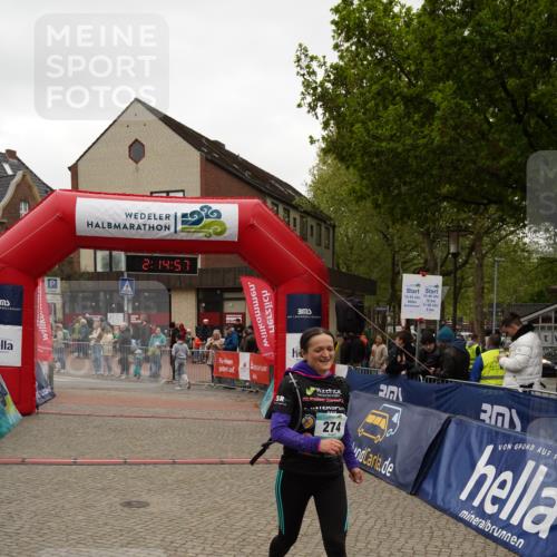 04.05.2025 - 8. Wedeler Halbmarathon Felixshl http://msf.ph/oto/7832631 04.05.2025 12:14:55 Ziel 274, 641, 1158 meine-sportfotos.de