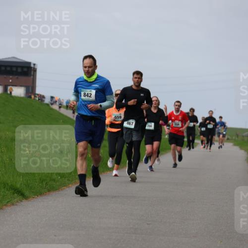 04.05.2025 - 8. Wedeler Halbmarathon Yannick Fuchs http://msf.ph/oto/7832638 04.05.2025 11:41:37 Laufen 842, 559, 467, 256, 398 meine-sportfotos.de