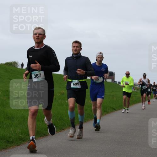 04.05.2025 - 8. Wedeler Halbmarathon Yannick Fuchs http://msf.ph/oto/7832639 04.05.2025 11:21:19 Laufen 889, 367, 699 meine-sportfotos.de
