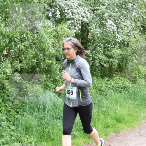 04.05.2025 - 8. Wedeler Halbmarathon Lena Gebhardt http://msf.ph/oto/7832647 04.05.2025 11:20:17 Laufen 959 meine-sportfotos.de