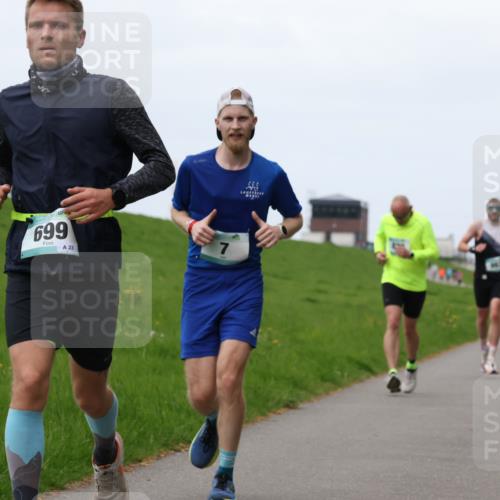 04.05.2025 - 8. Wedeler Halbmarathon Yannick Fuchs http://msf.ph/oto/7832651 04.05.2025 11:21:20 Laufen 699, 23 meine-sportfotos.de