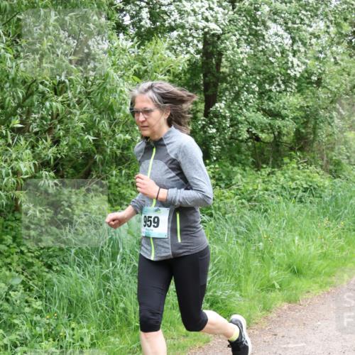 04.05.2025 - 8. Wedeler Halbmarathon Lena Gebhardt http://msf.ph/oto/7832652 04.05.2025 11:20:18 Laufen 959 meine-sportfotos.de
