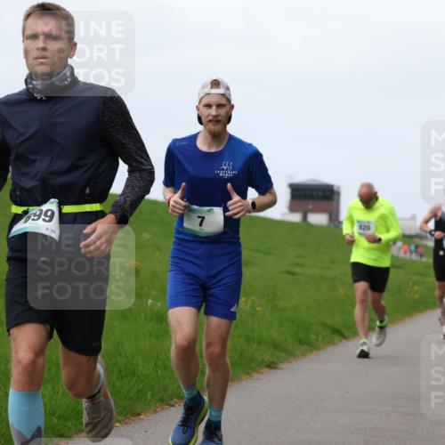 04.05.2025 - 8. Wedeler Halbmarathon Yannick Fuchs http://msf.ph/oto/7832655 04.05.2025 11:21:20 Laufen 99, 23, 7, 120 meine-sportfotos.de