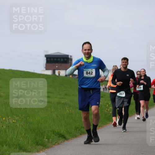 04.05.2025 - 8. Wedeler Halbmarathon Yannick Fuchs http://msf.ph/oto/7832666 04.05.2025 11:41:39 Laufen 842, 467, 198 meine-sportfotos.de