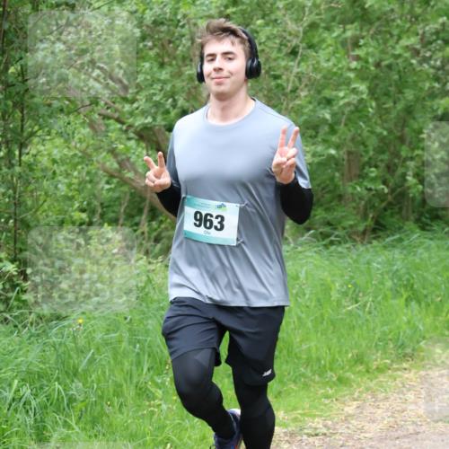 04.05.2025 - 8. Wedeler Halbmarathon Lena Gebhardt http://msf.ph/oto/7832676 04.05.2025 11:20:24 Laufen 963 meine-sportfotos.de