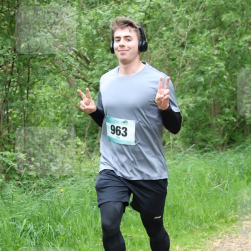 04.05.2025 - 8. Wedeler Halbmarathon Lena Gebhardt http://msf.ph/oto/7832680 04.05.2025 11:20:24 Laufen 963 meine-sportfotos.de