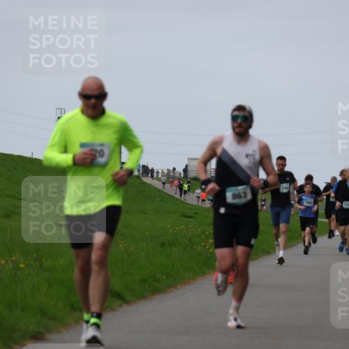 04.05.2025 - 8. Wedeler Halbmarathon Yannick Fuchs http://msf.ph/oto/7832706 04.05.2025 11:21:21 Laufen 863, 394, 1062, 1211 meine-sportfotos.de
