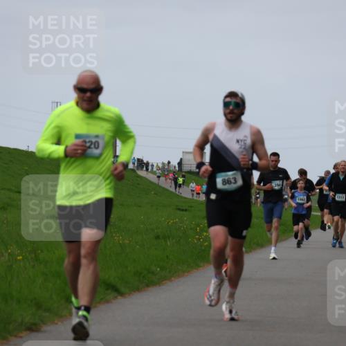 04.05.2025 - 8. Wedeler Halbmarathon Yannick Fuchs http://msf.ph/oto/7832708 04.05.2025 11:21:21 Laufen 220, 863, 394, 1062, 652, 1211 meine-sportfotos.de