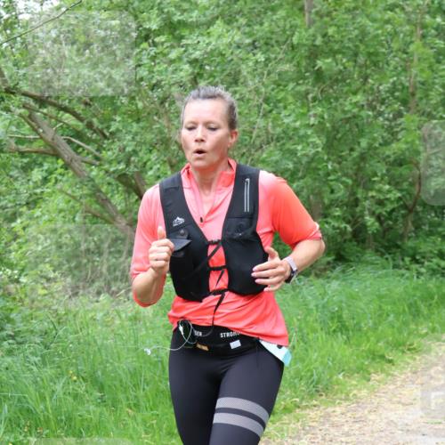 04.05.2025 - 8. Wedeler Halbmarathon Lena Gebhardt http://msf.ph/oto/7832736 04.05.2025 11:20:27 Laufen  meine-sportfotos.de