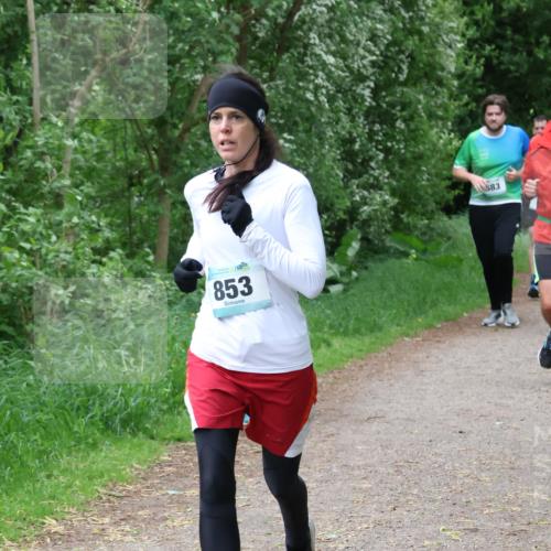 04.05.2025 - 8. Wedeler Halbmarathon Lena Gebhardt http://msf.ph/oto/7832745 04.05.2025 11:20:33 Laufen 853 meine-sportfotos.de