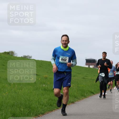 04.05.2025 - 8. Wedeler Halbmarathon Yannick Fuchs http://msf.ph/oto/7832748 04.05.2025 11:41:43 Laufen 842, 198, 233, 467 meine-sportfotos.de