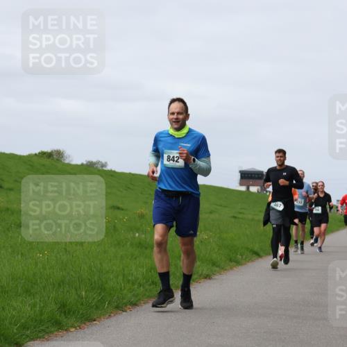 04.05.2025 - 8. Wedeler Halbmarathon Yannick Fuchs http://msf.ph/oto/7832754 04.05.2025 11:41:43 Laufen 842, 467, 233 meine-sportfotos.de