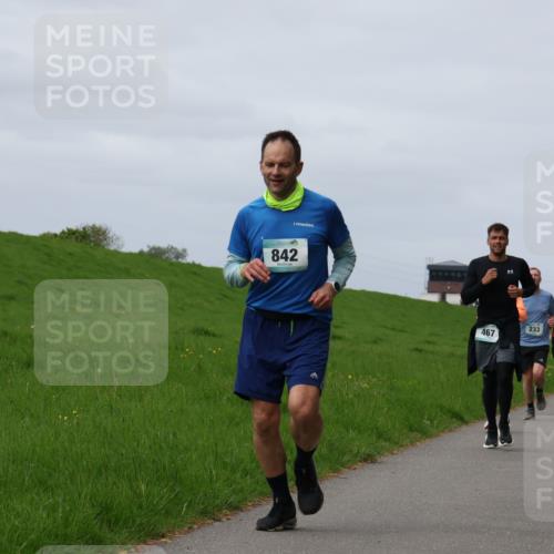 04.05.2025 - 8. Wedeler Halbmarathon Yannick Fuchs http://msf.ph/oto/7832763 04.05.2025 11:41:43 Laufen 842, 467, 233, 98 meine-sportfotos.de