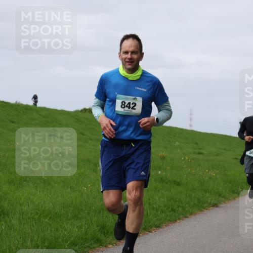 04.05.2025 - 8. Wedeler Halbmarathon Yannick Fuchs http://msf.ph/oto/7832779 04.05.2025 11:41:44 Laufen 842, 467, 233 meine-sportfotos.de