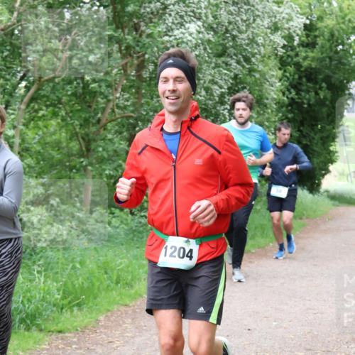 04.05.2025 - 8. Wedeler Halbmarathon Lena Gebhardt http://msf.ph/oto/7832809 04.05.2025 11:20:35 Laufen 1204, 56 meine-sportfotos.de