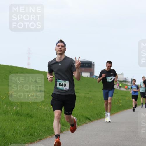 04.05.2025 - 8. Wedeler Halbmarathon Yannick Fuchs http://msf.ph/oto/7832842 04.05.2025 11:21:28 Laufen 840, 226, 394, 1062, 1211 meine-sportfotos.de