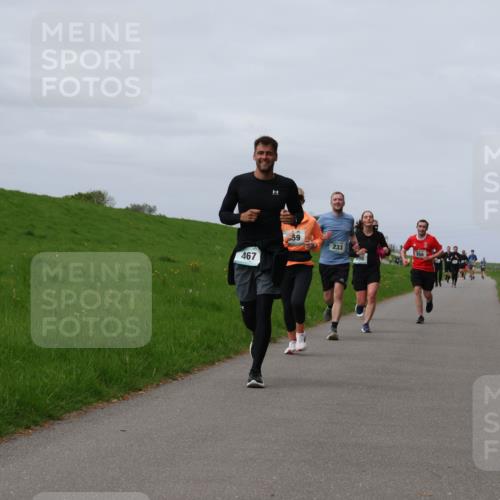 04.05.2025 - 8. Wedeler Halbmarathon Yannick Fuchs http://msf.ph/oto/7832844 04.05.2025 11:41:46 Laufen 39, 233, 467, 256, 398 meine-sportfotos.de