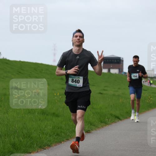 04.05.2025 - 8. Wedeler Halbmarathon Yannick Fuchs http://msf.ph/oto/7832857 04.05.2025 11:21:28 Laufen 840, 60, 226, 394, 1062 meine-sportfotos.de
