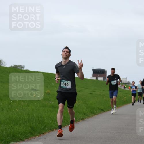 04.05.2025 - 8. Wedeler Halbmarathon Yannick Fuchs http://msf.ph/oto/7832873 04.05.2025 11:21:29 Laufen 840, 800, 220, 394 meine-sportfotos.de