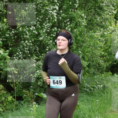 04.05.2025 - 8. Wedeler Halbmarathon Lena Gebhardt http://msf.ph/oto/7832894 04.05.2025 11:20:43 Laufen 649 meine-sportfotos.de