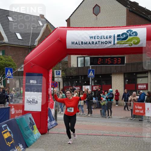 04.05.2025 - 8. Wedeler Halbmarathon Felixshl http://msf.ph/oto/7832930 04.05.2025 12:15:31 Ziel 102 meine-sportfotos.de